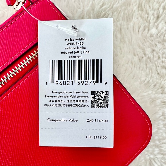 Kate Spade Ruby Red Wristlet - Picture 4 of 4